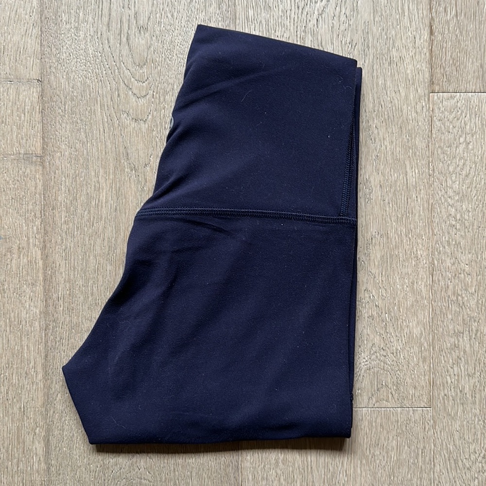 EUC align hr pant 25" midnight navy size 2 lululemon